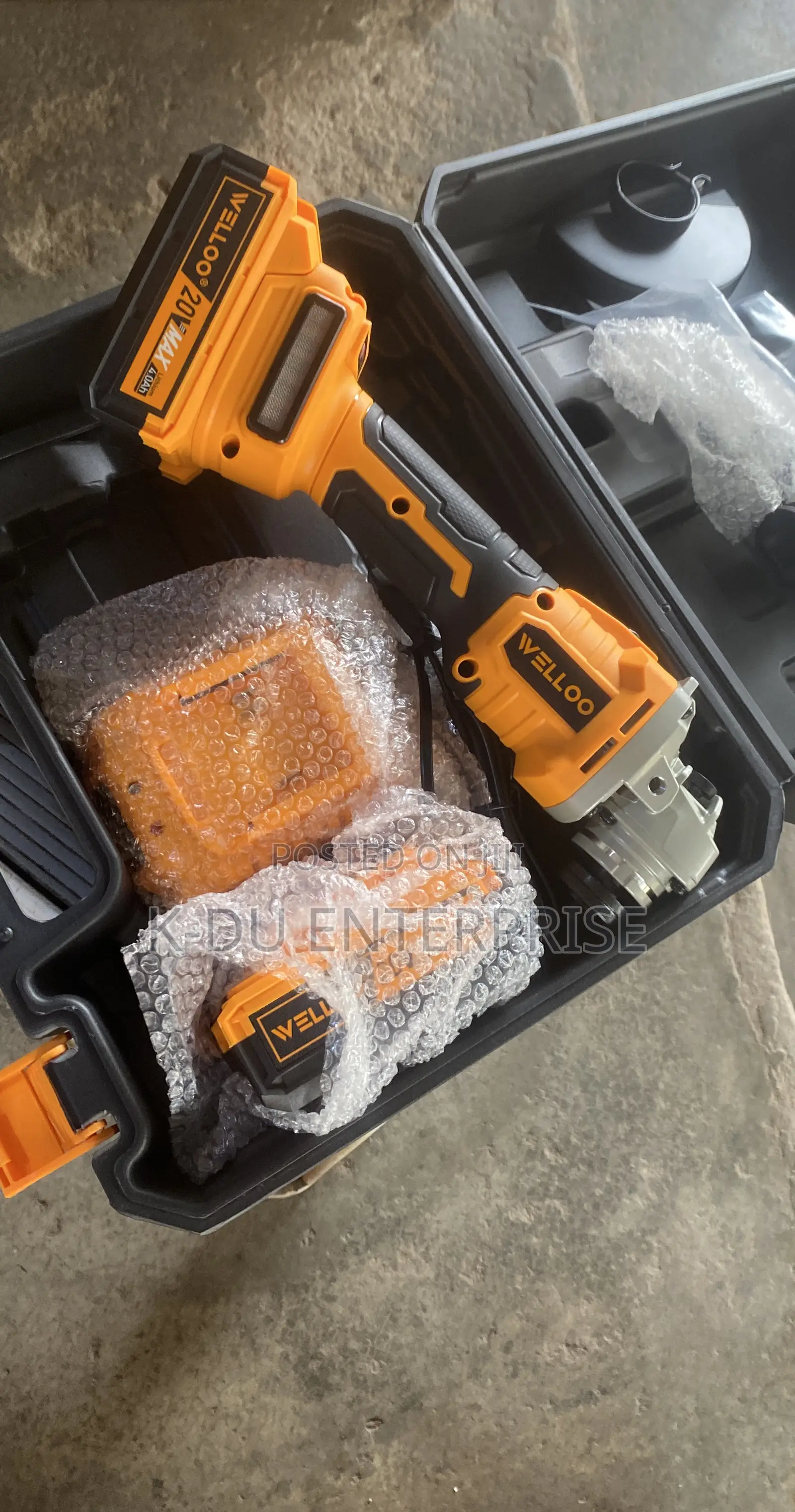 Welloo Cordless Angle Grinder 115mm