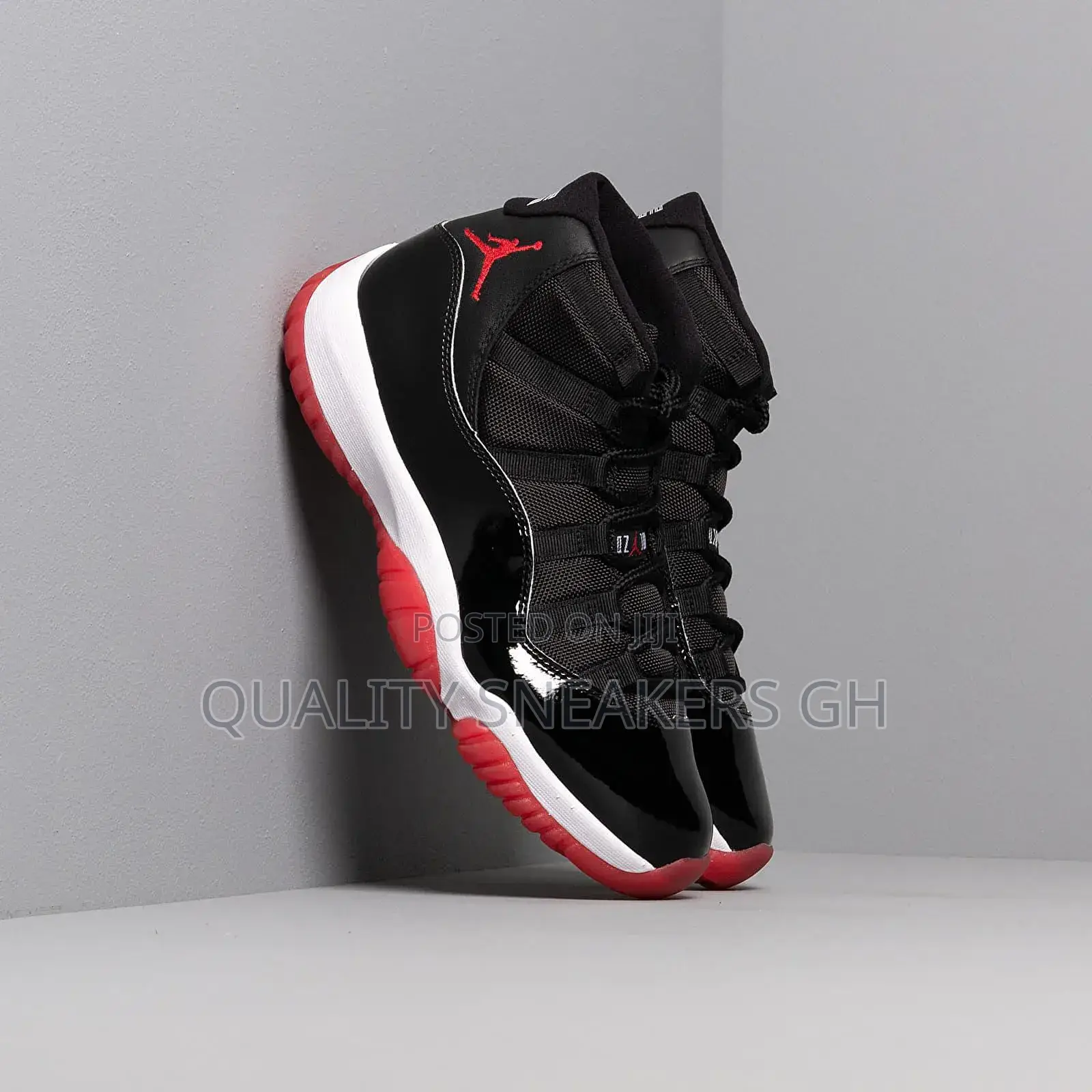 Jordan 11 Retro Playoffs
