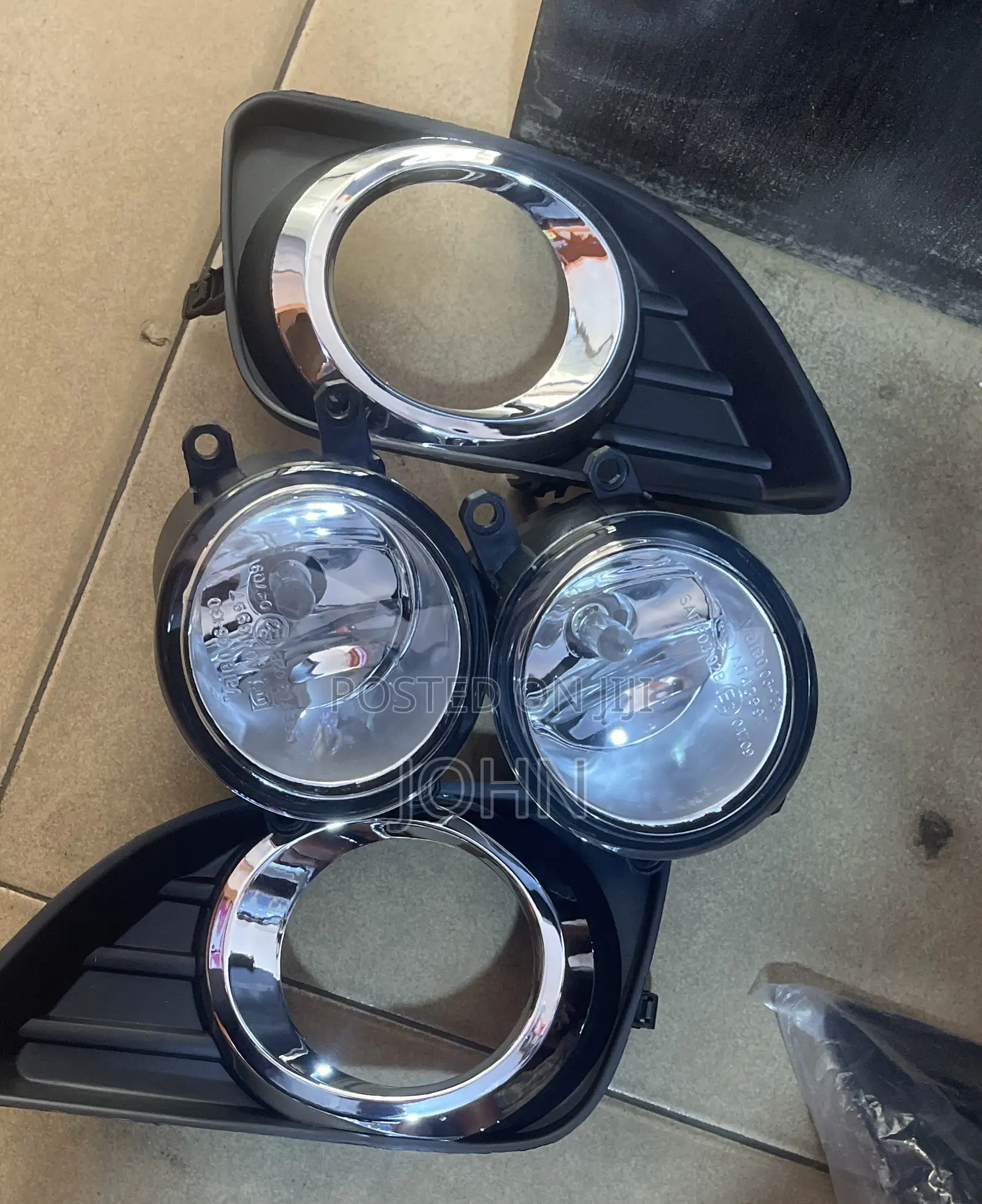 Camry 2010 Fog Light and Cover