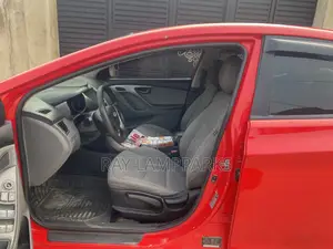 Hyundai Elantra 2011 Red