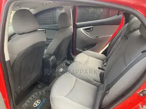 Hyundai Elantra 2011 Red