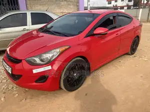 Hyundai Elantra 2011 Red