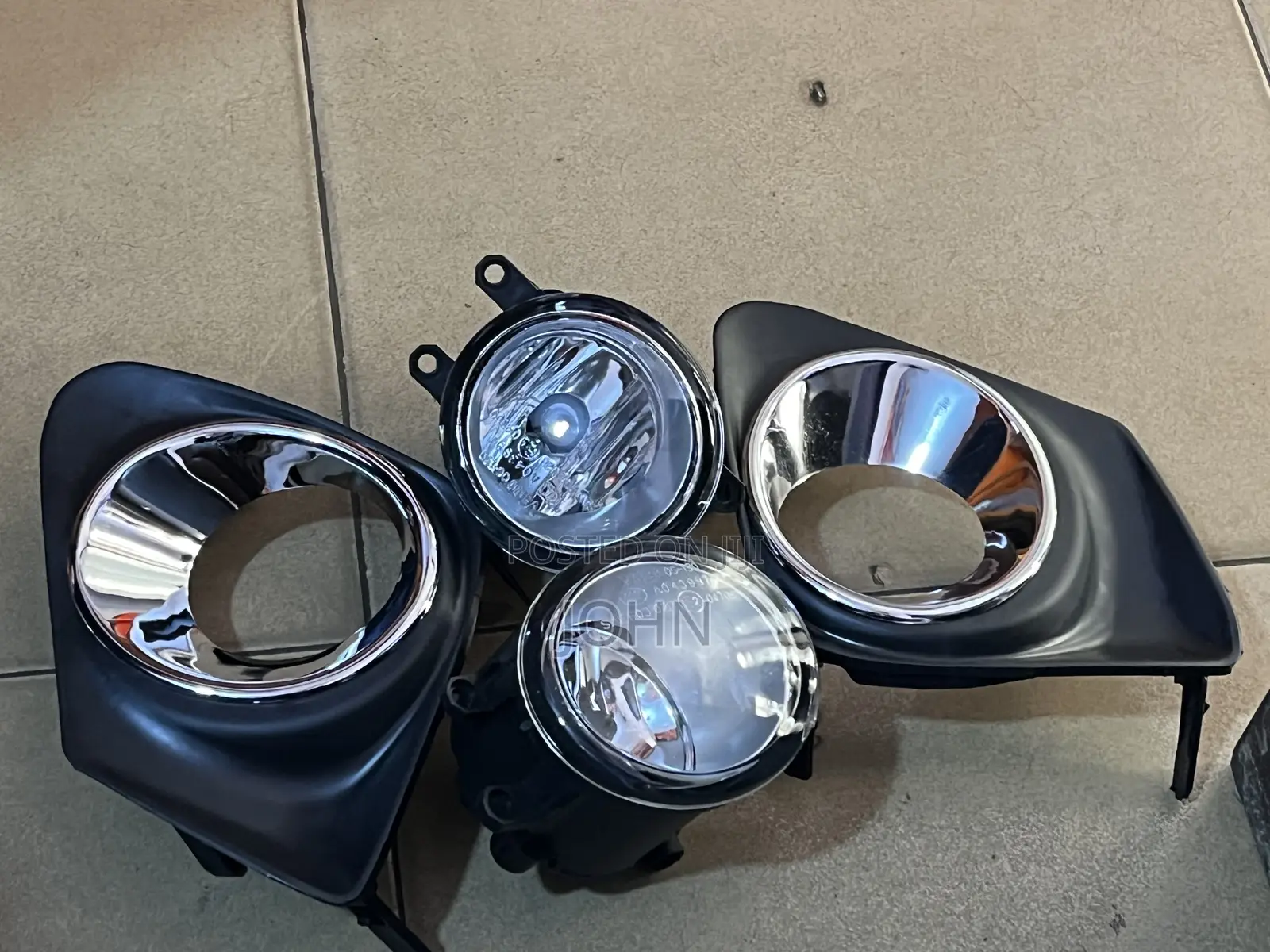 Corolla 2013 Fog Light and Cover