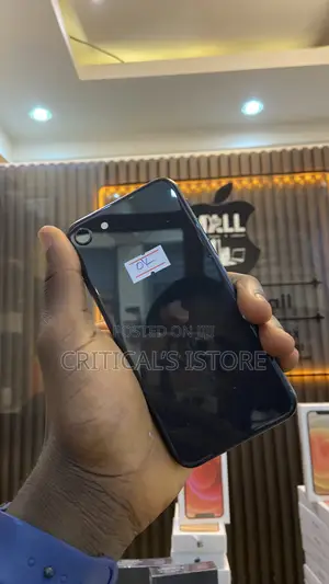 Apple iPhone 7 32 GB Black