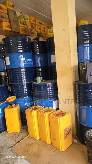 Polyester Resin and Fiberglass Materials