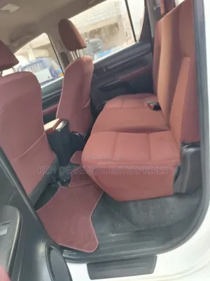 Toyota Hilux Revo Double Cab Deisel 2.4 AWD 2019 White