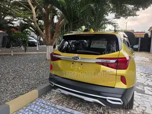 Kia Seltos 1.6 T-GDI 4WD 2021 Gold