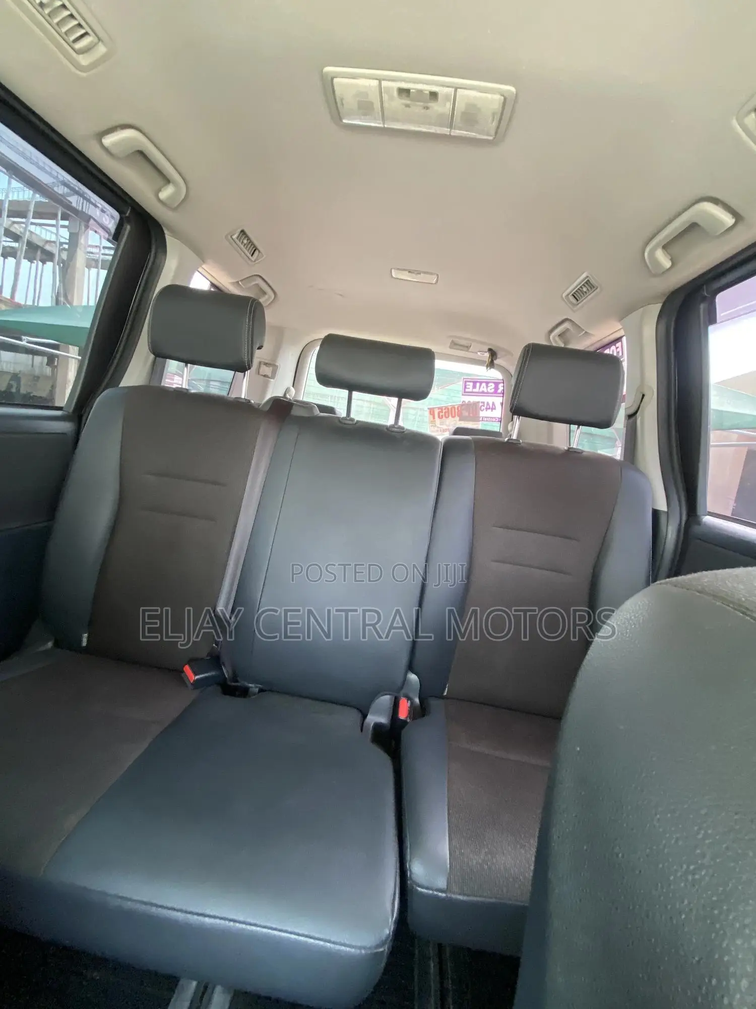 Toyota Voxy 2013 Black
