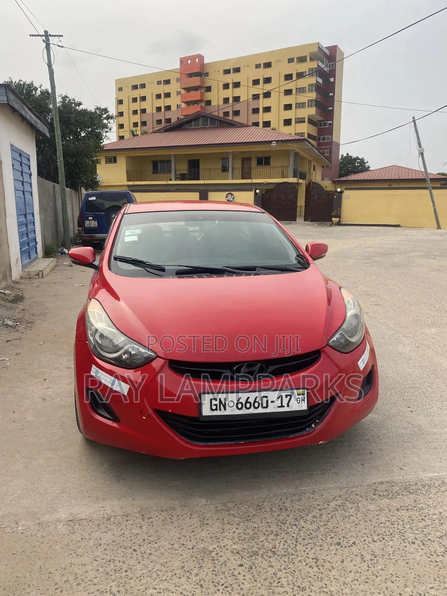 Hyundai Elantra 2011 Red
