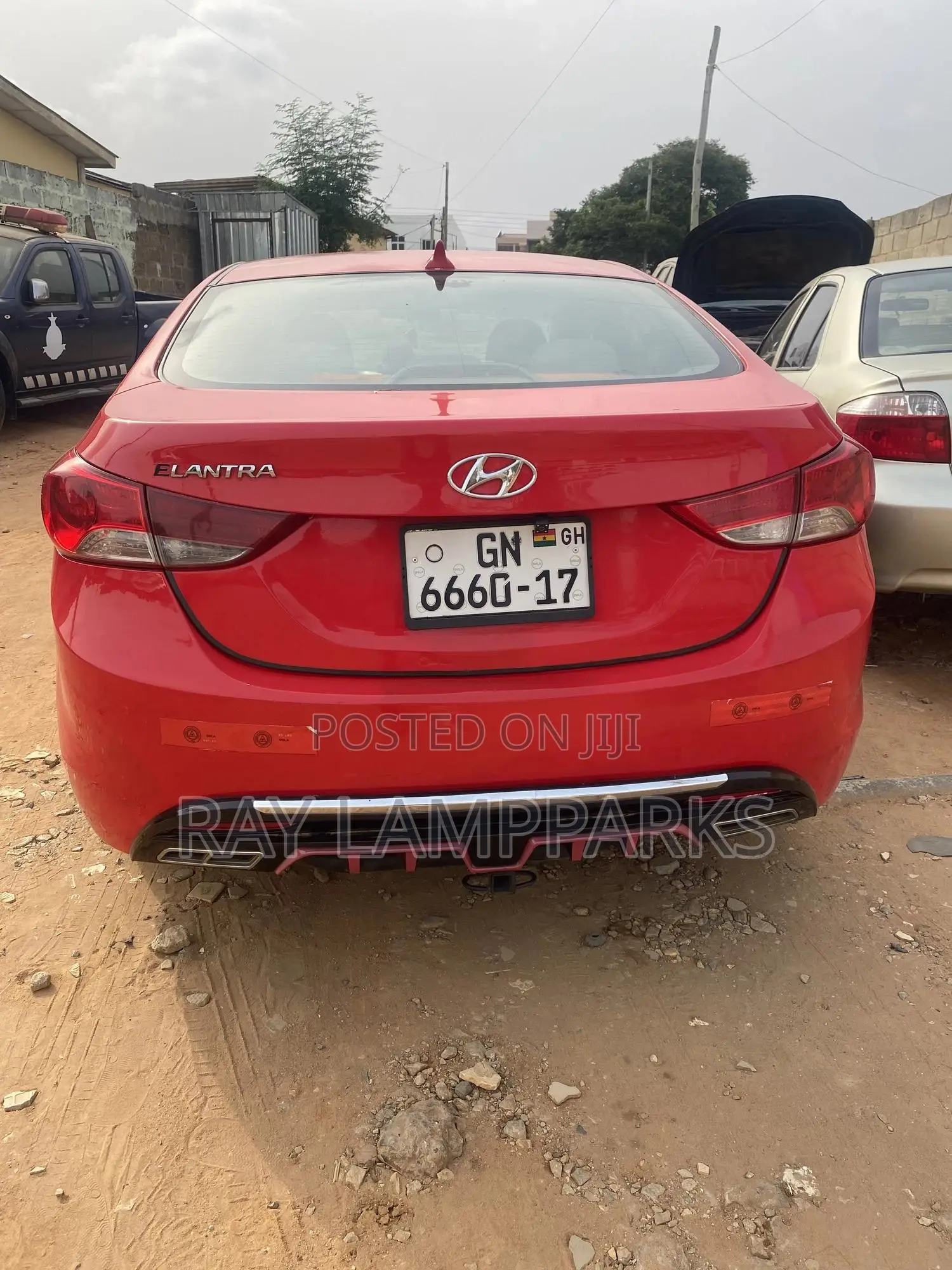 Hyundai Elantra 2011 Red