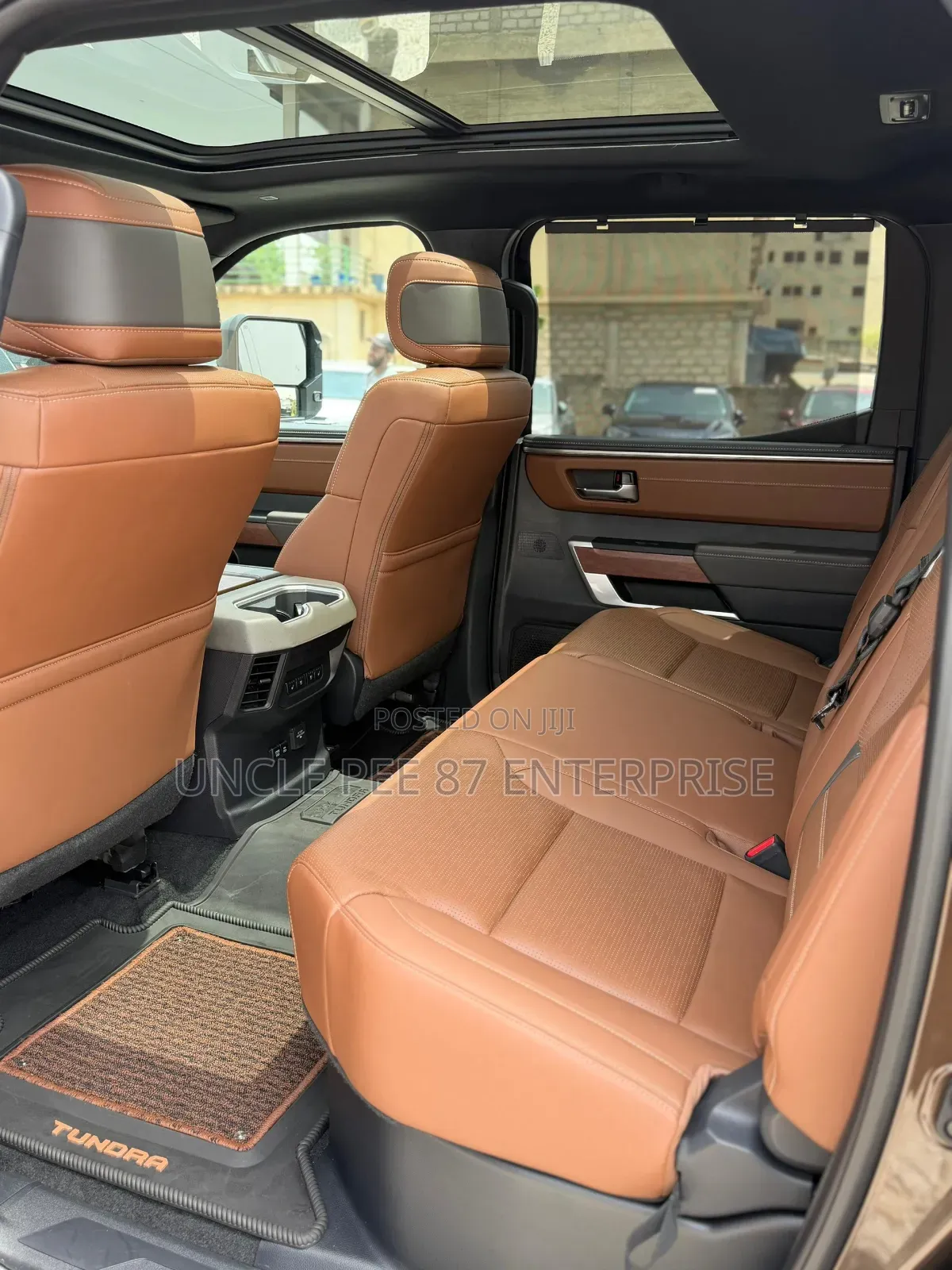 Toyota Tundra 1794 Edition CrewMax 6.5' Bed 2024 Gold