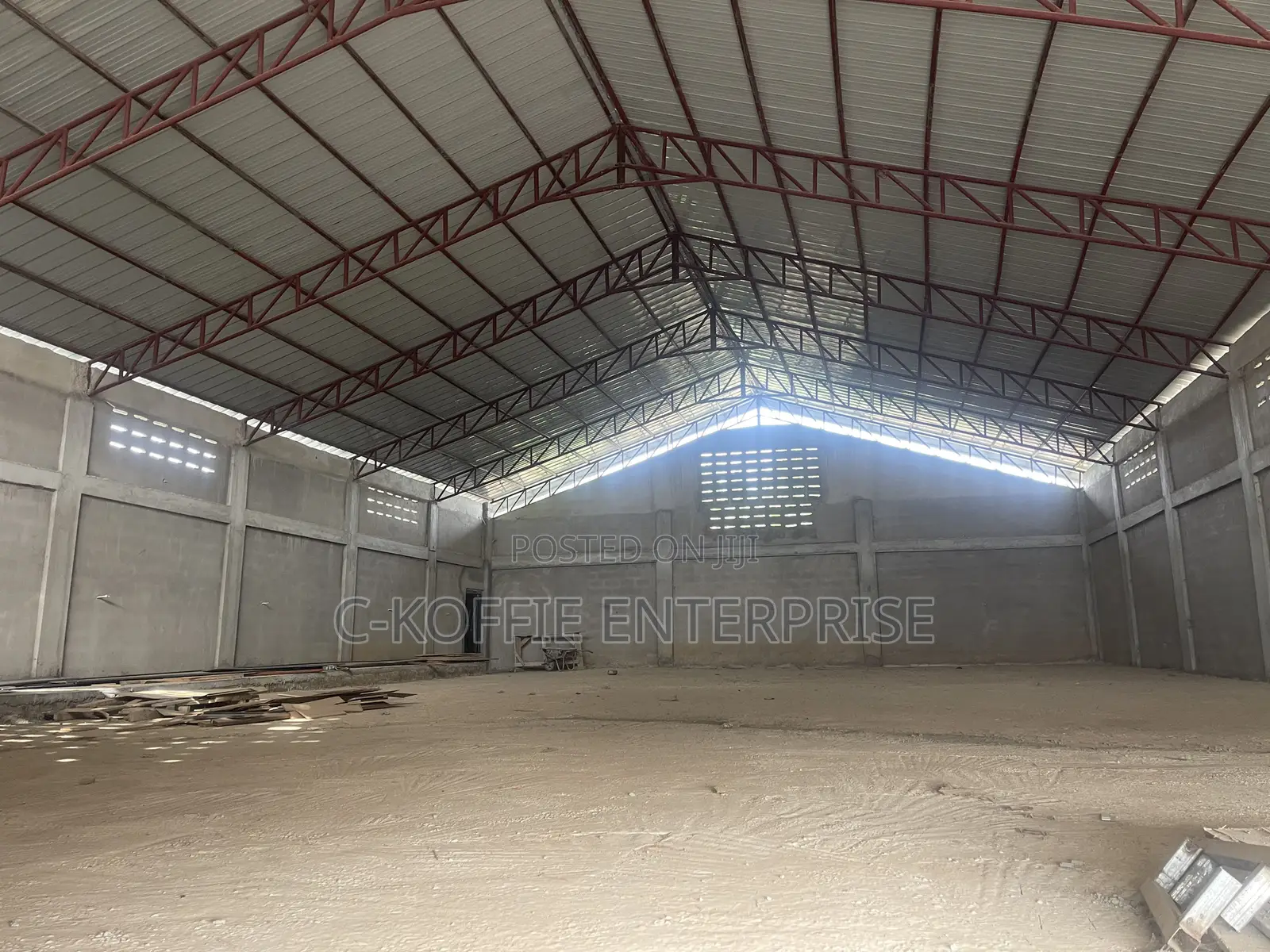 800 SQM Warehouse
