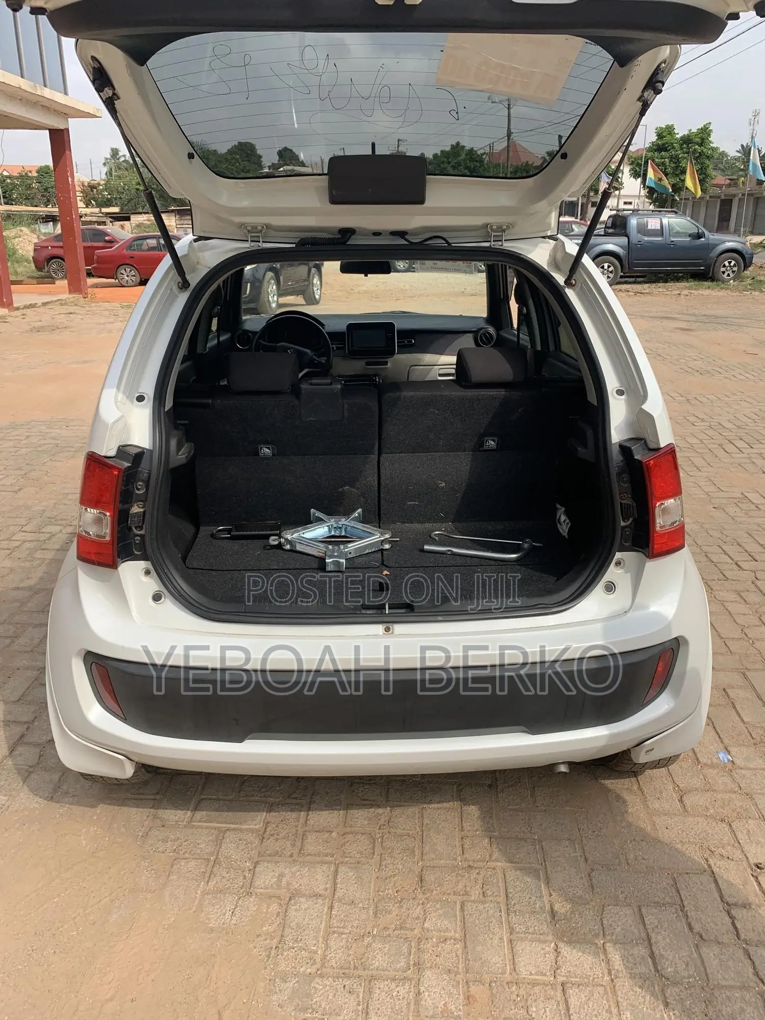 Suzuki Swift 2019 White