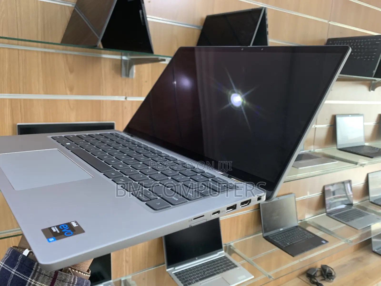 Laptop Dell Latitude 7420 16GB Intel Core i5 SSD 256GB