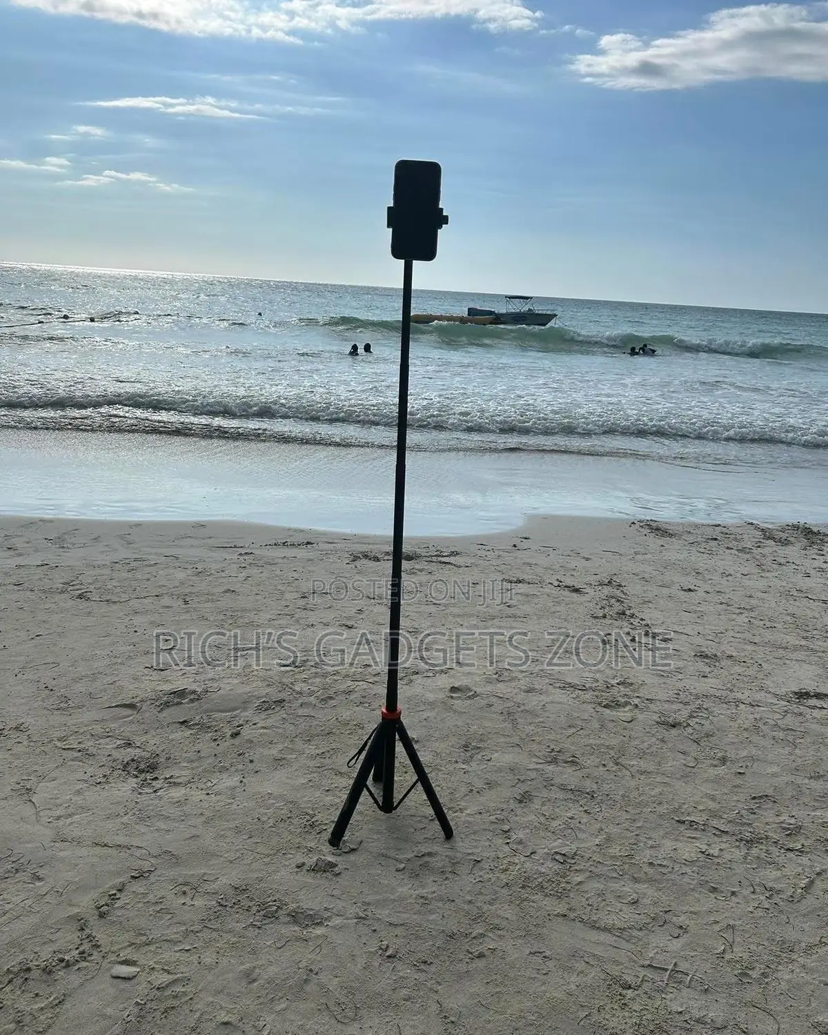 Capture Every Angle : The C17 Ai Tracking Gimbal Quadrapod