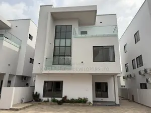 4bdrm Townhouse / Terrace in East Legon for rent