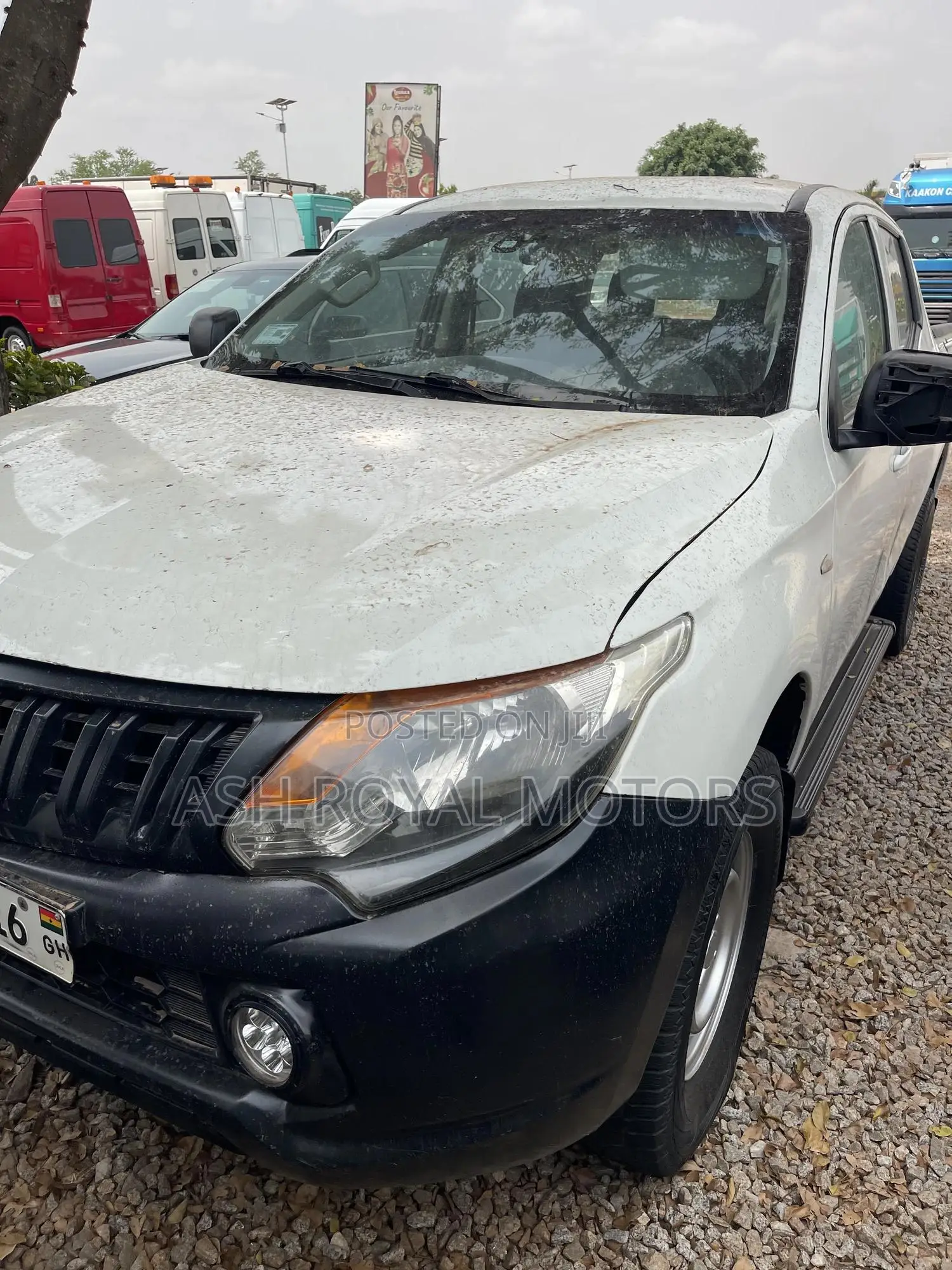 Mitsubishi L200 Club Cab 2.4 181hp 4WD 2016 White