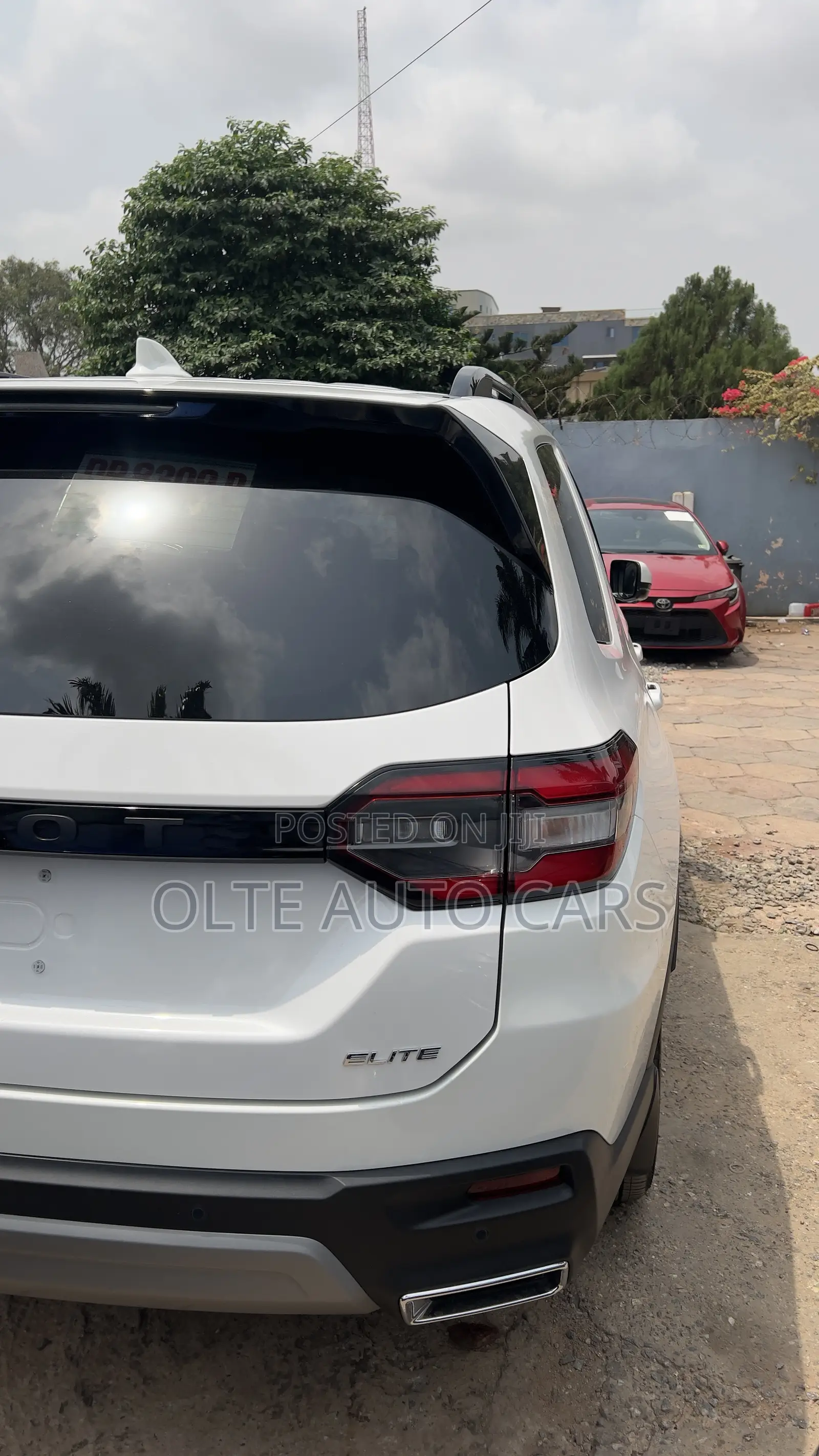 Honda Pilot Elite AWD 2024 White