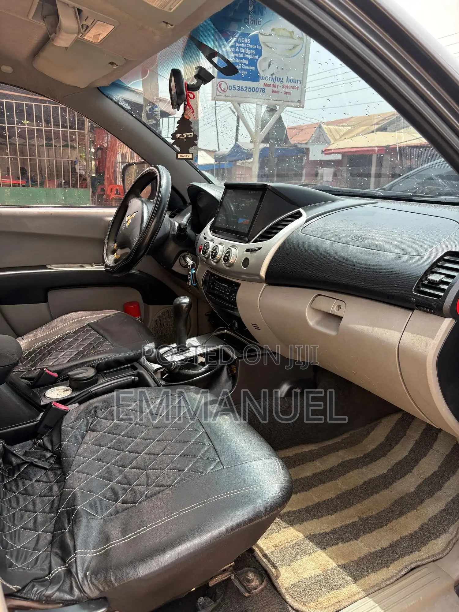 Mitsubishi L200 Double Cab 2.5 180hp 4WD 2011 Gray