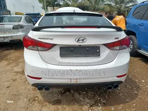 Hyundai Avante 2014 White
