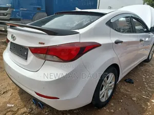 Hyundai Avante 2014 White