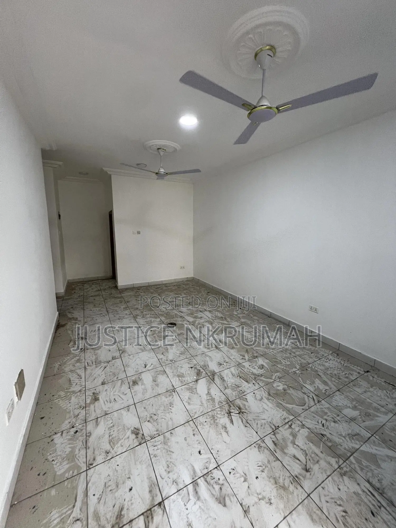2bdrm Apartment in Mr Justice Estate, Dansoman for rent
