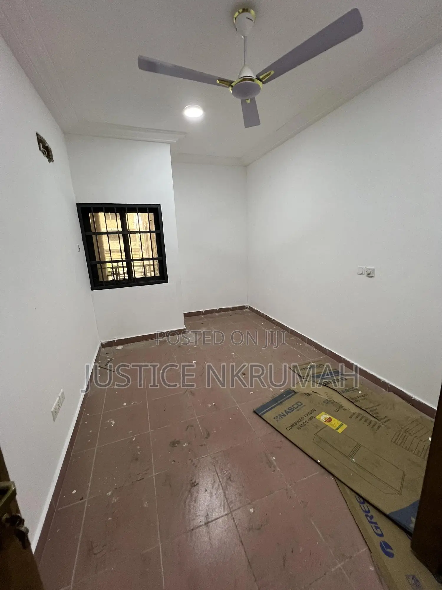 2bdrm Apartment in Mr Justice Estate, Dansoman for rent