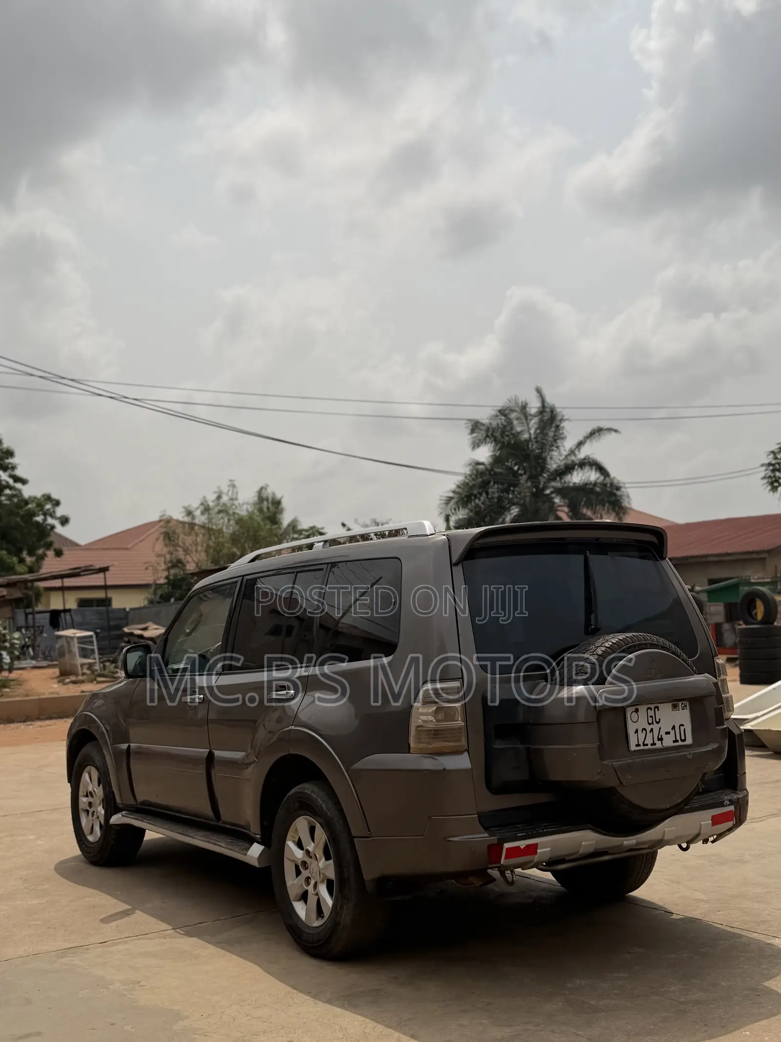 Mitsubishi Pajero 2010 Silver