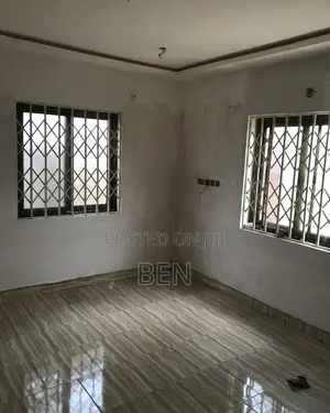 3bdrm House in Abelenkpe Taxi Rank, Methodist Church Area for rent