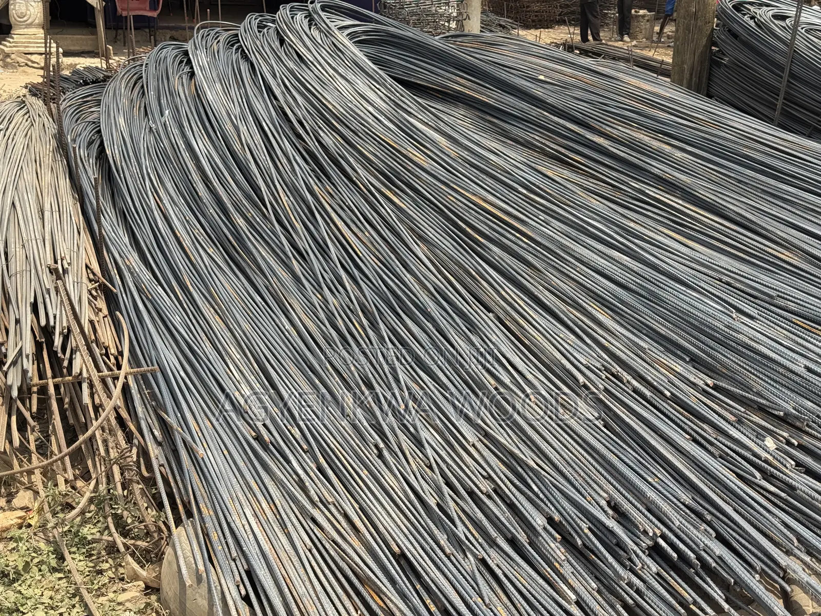 High Quality Iron Rods for Buildings ( 28ft )