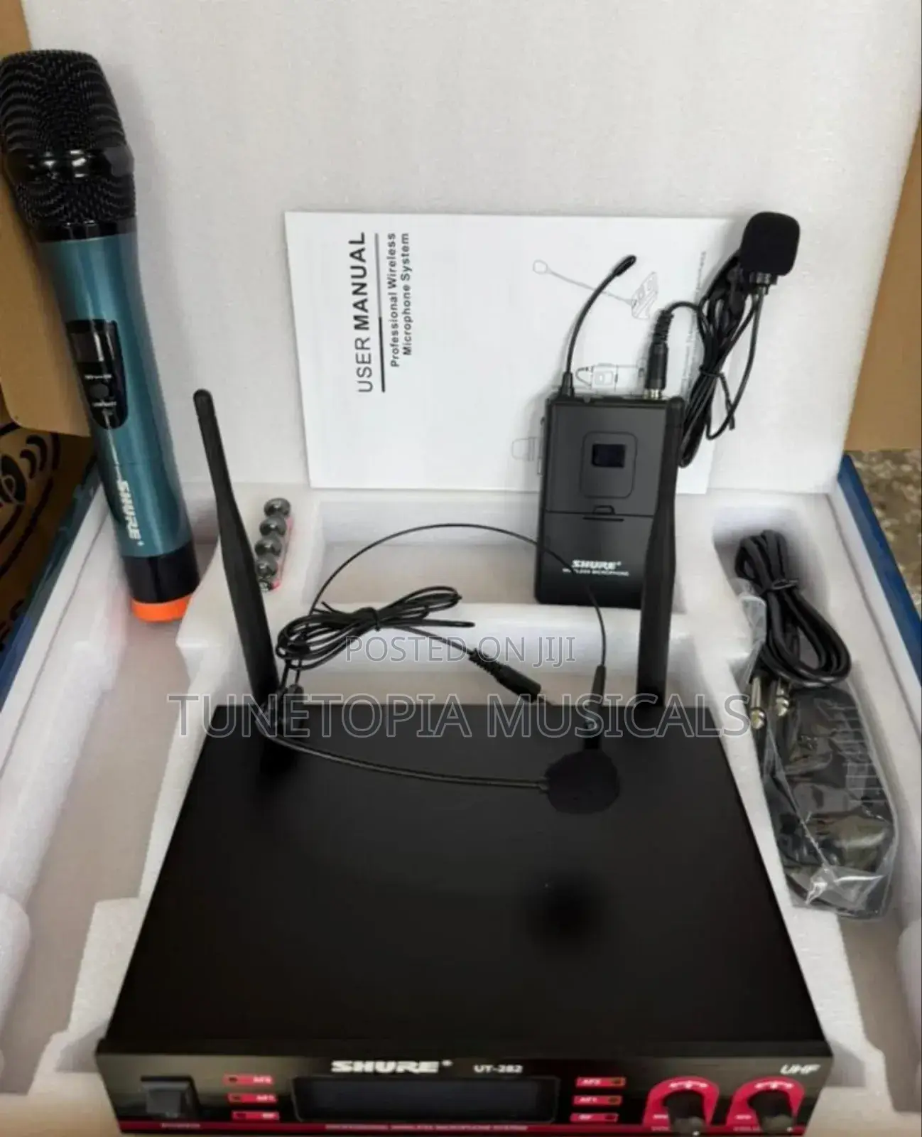 Shure Uhf Professional Wireless Microphone System (Hand Andlapel)