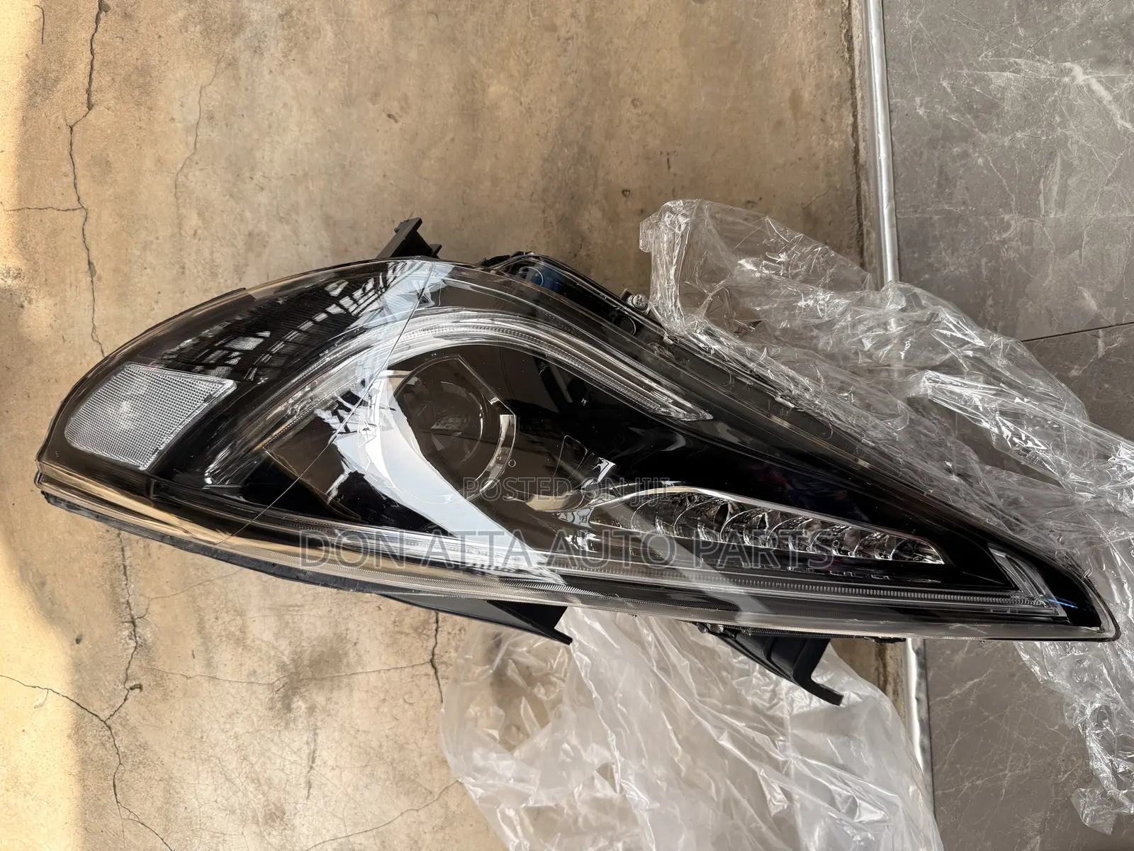 Hyundai Sonata 2011-2013 Spec Head Light