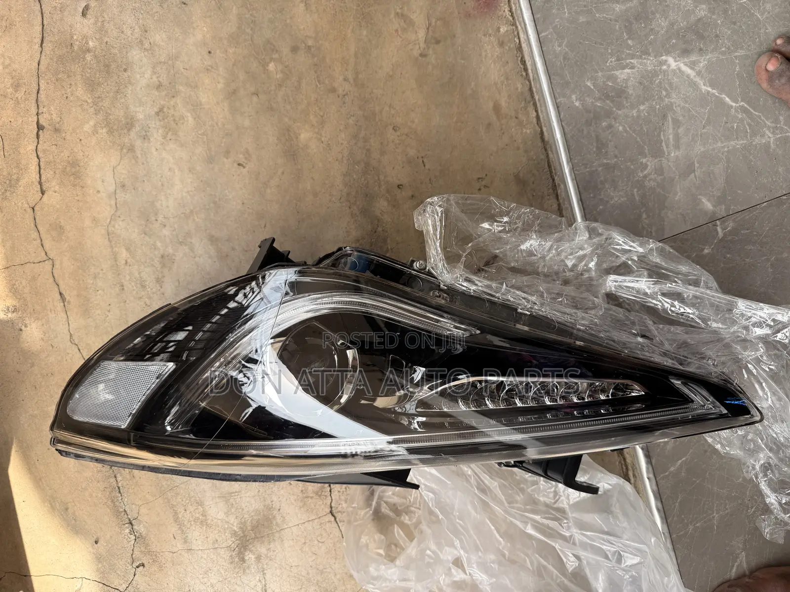 Hyundai Sonata 2011-2013 Spec Head Light