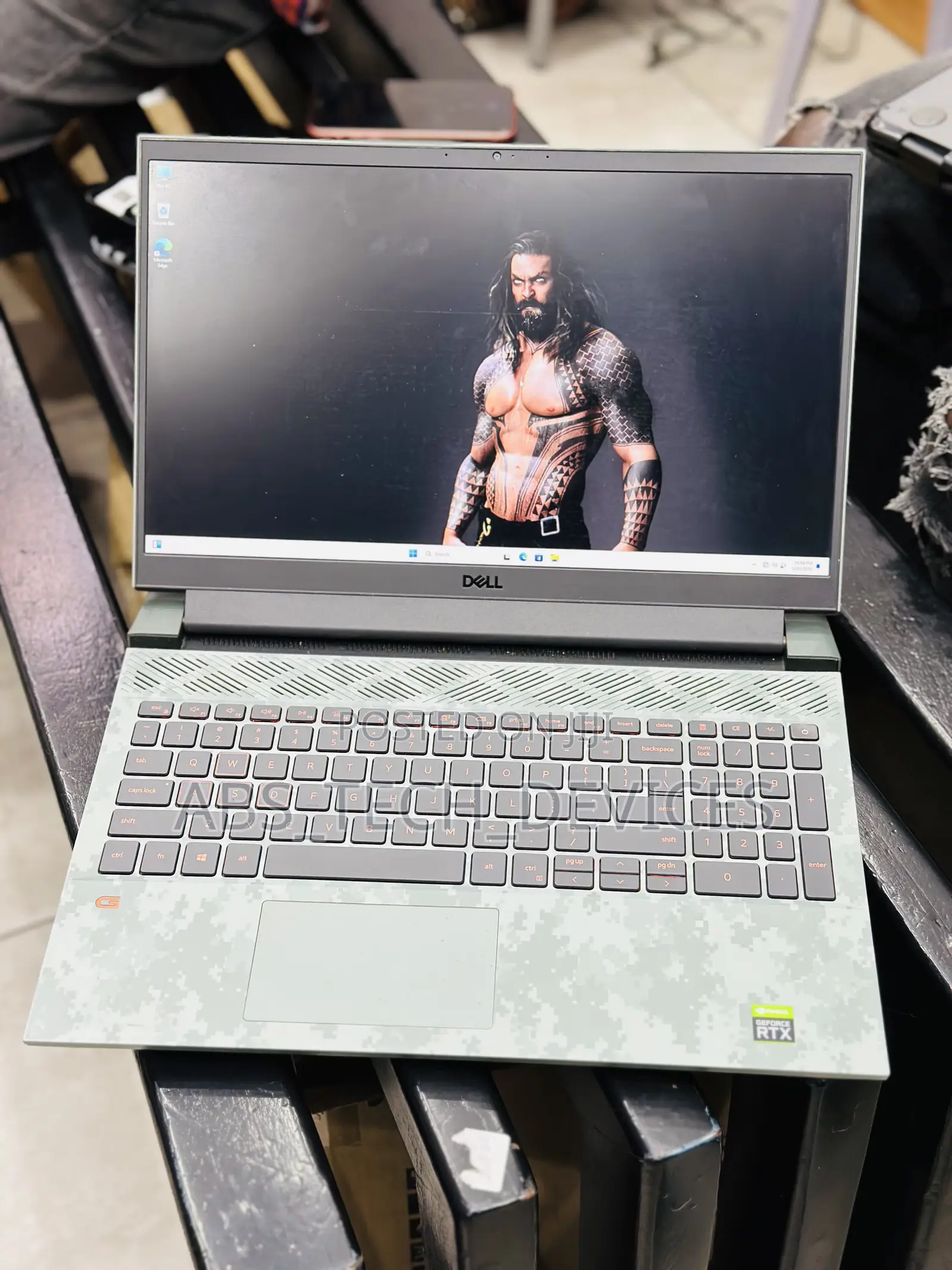 Laptop Dell G15 5511 16GB AMD Ryzen 7 SSD 512GB