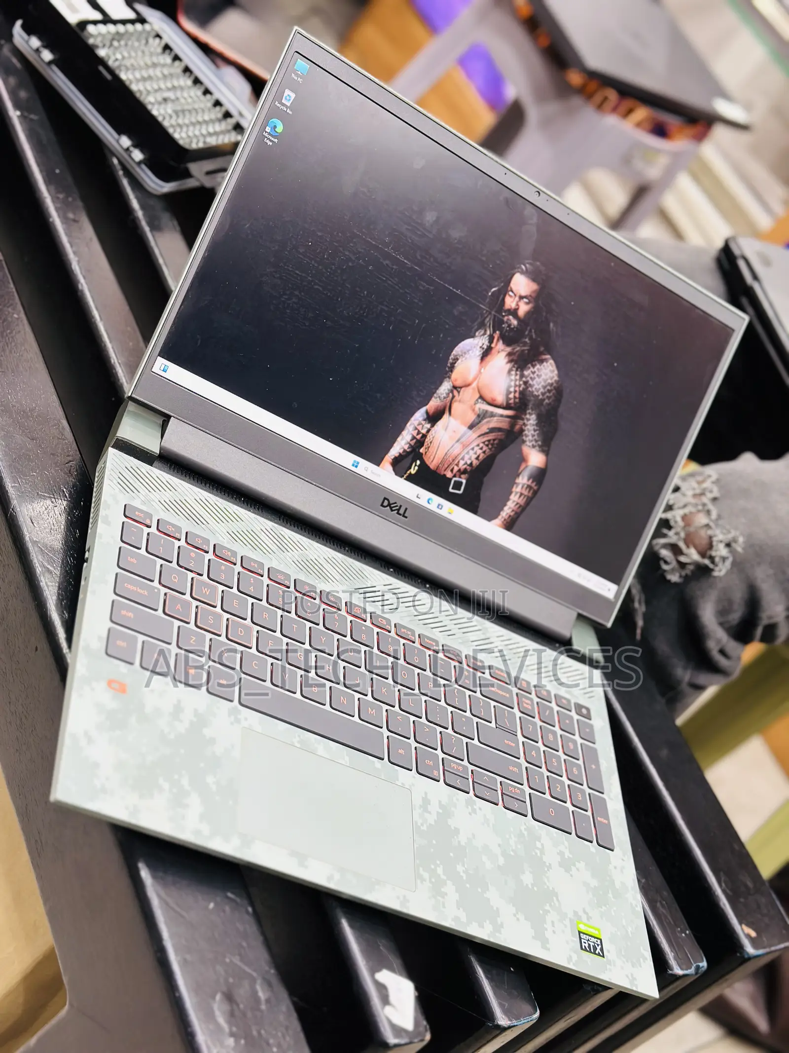 Laptop Dell G15 5511 16GB AMD Ryzen 7 SSD 512GB