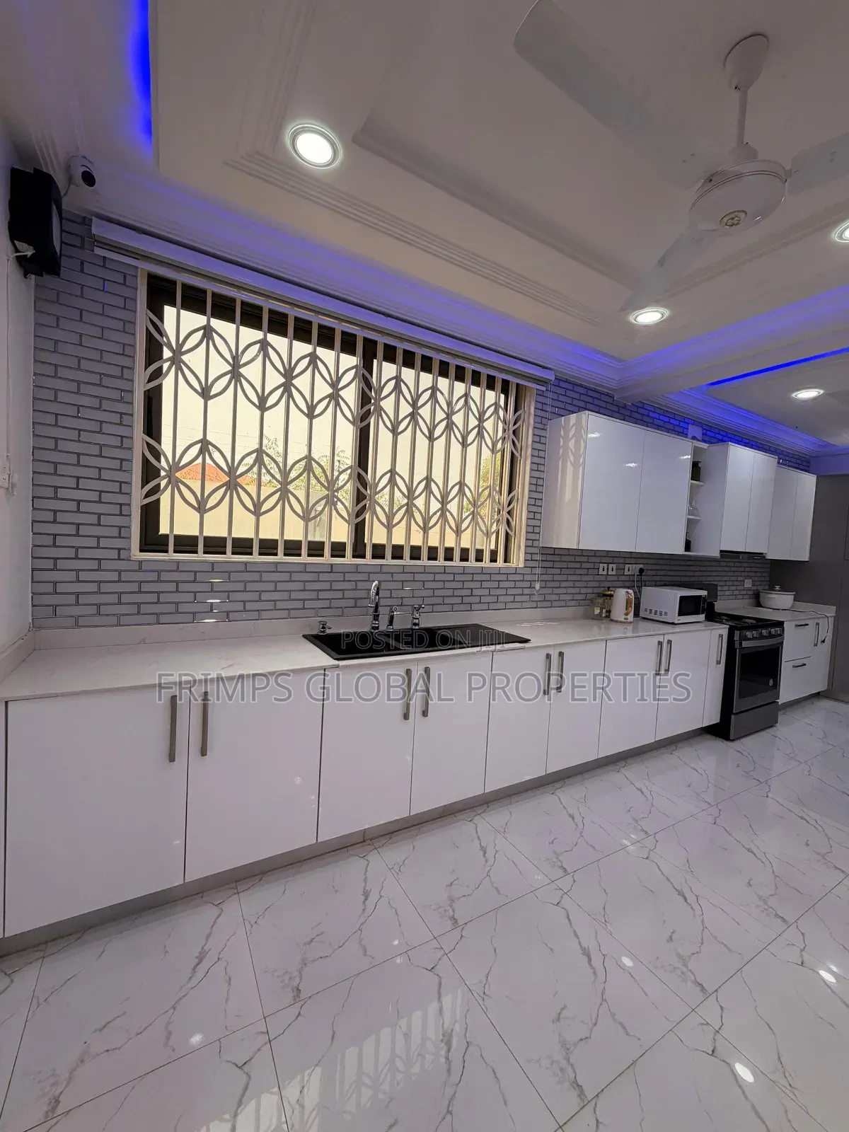 Furnished 5bdrm House in Old Barrier for sale
