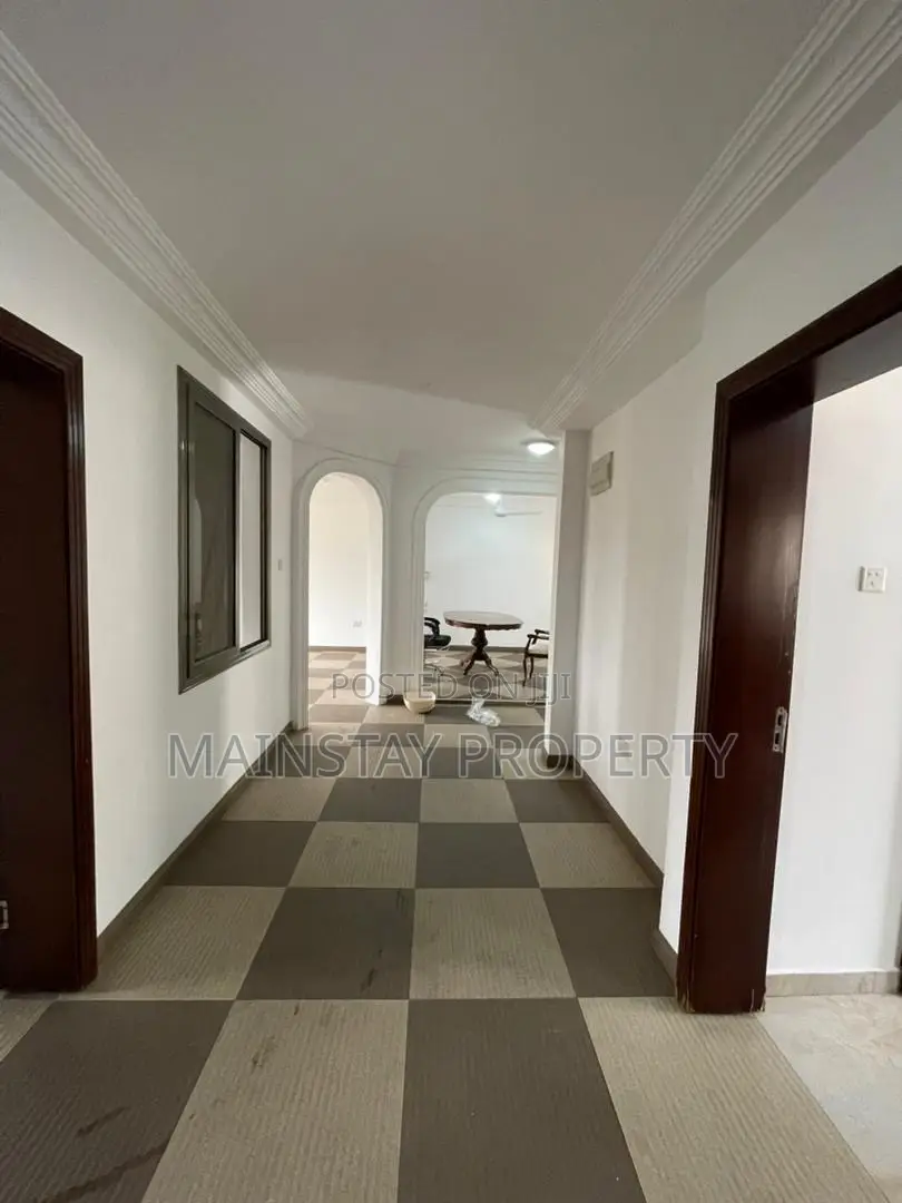 3bdrm Apartment in North Legon for rent