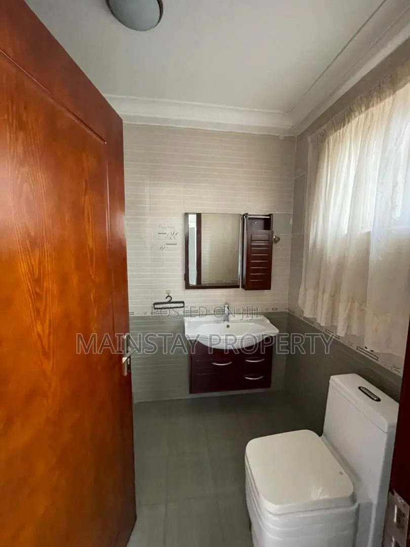 3bdrm Apartment in North Legon for rent