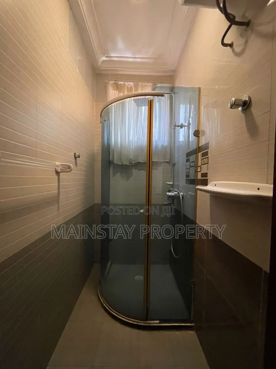 3bdrm Apartment in North Legon for rent