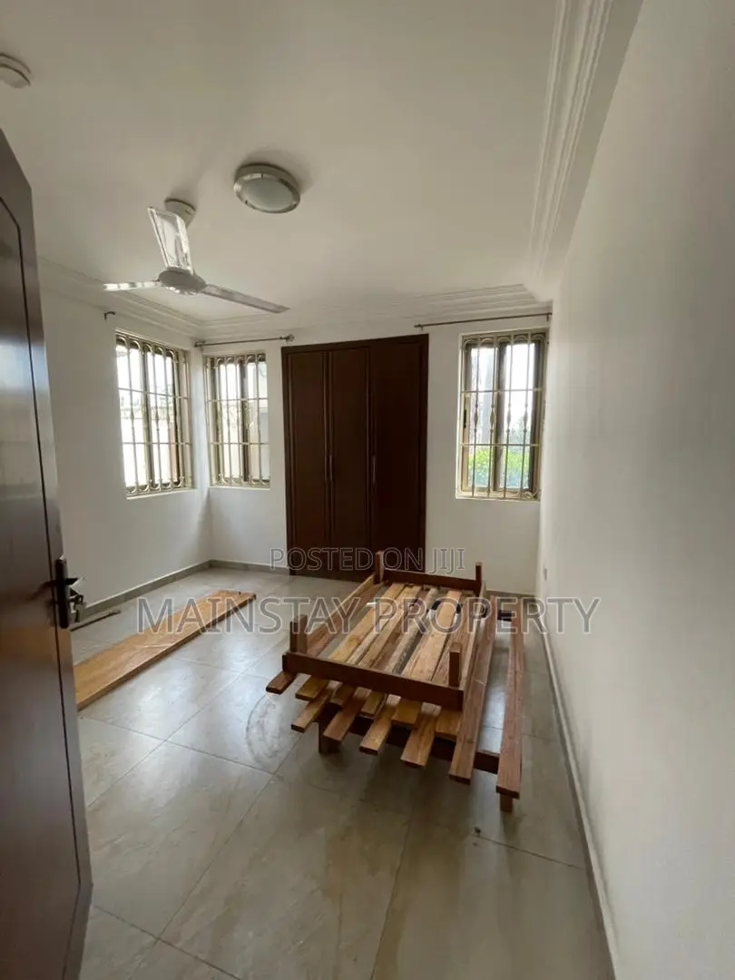3bdrm Apartment in North Legon for rent