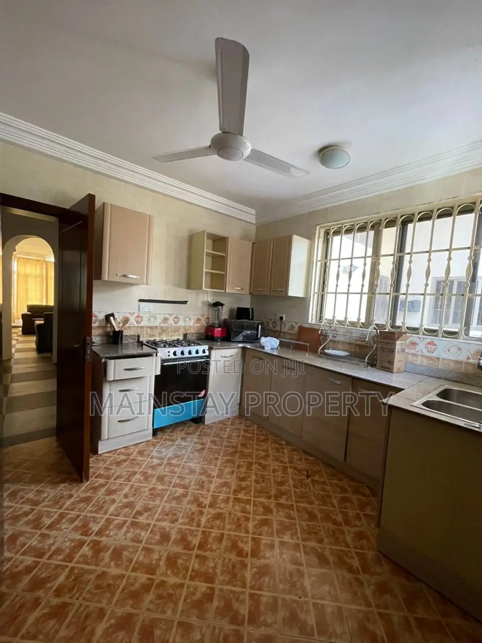 3bdrm Apartment in North Legon for rent