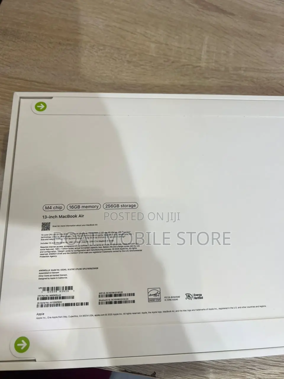 New Laptop Apple MacBook Air 16GB Apple M4 SSD 256GB