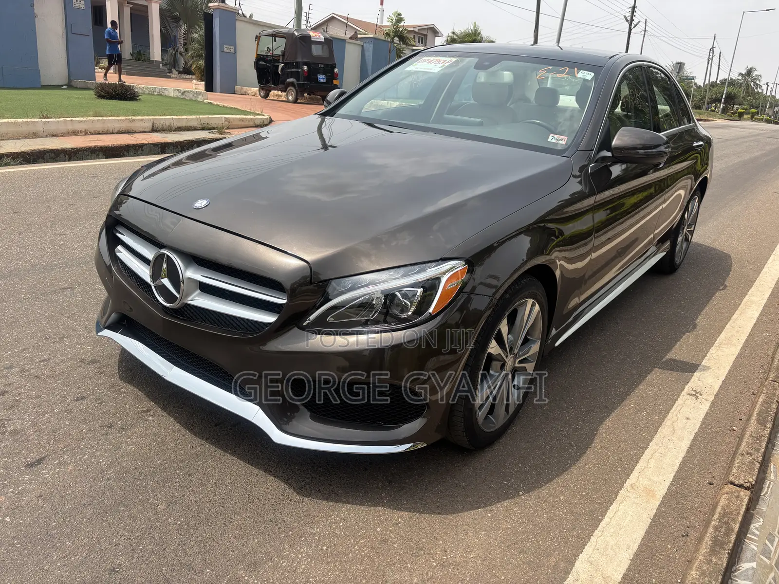 Mercedes-Benz C300 Sport 4Matic Sedan AWD (2.0L 4cyl 7A) 2017 Brown