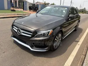 Mercedes-Benz C300 Sport 4Matic Sedan AWD (2.0L 4cyl 7A) 2017 Brown