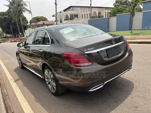 Mercedes-Benz C300 Sport 4Matic Sedan AWD (2.0L 4cyl 7A) 2017 Brown