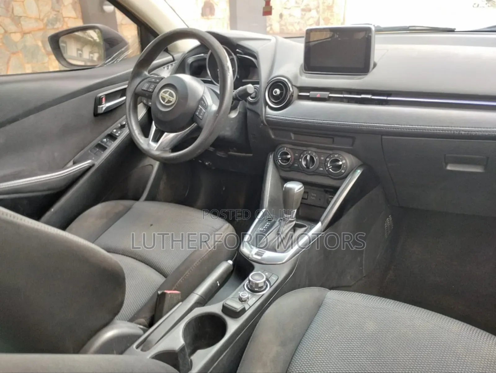 Toyota Yaris iA 1.5 FWD 2018 Black