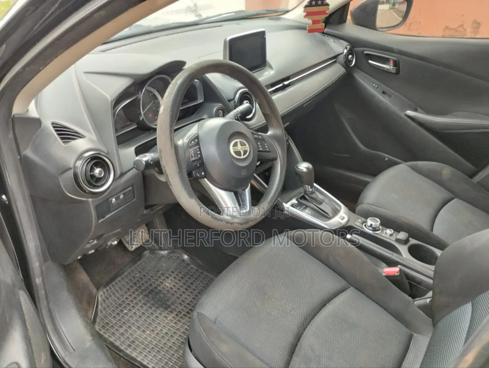 Toyota Yaris iA 1.5 FWD 2018 Black