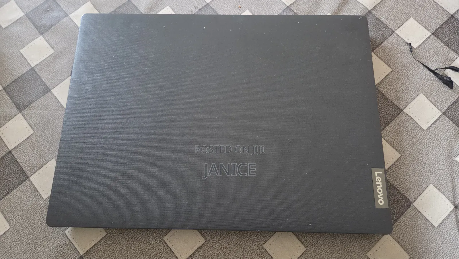 Laptop Lenovo Ideapad V14 IGL 4GB Intel Core 5 HDD 1T