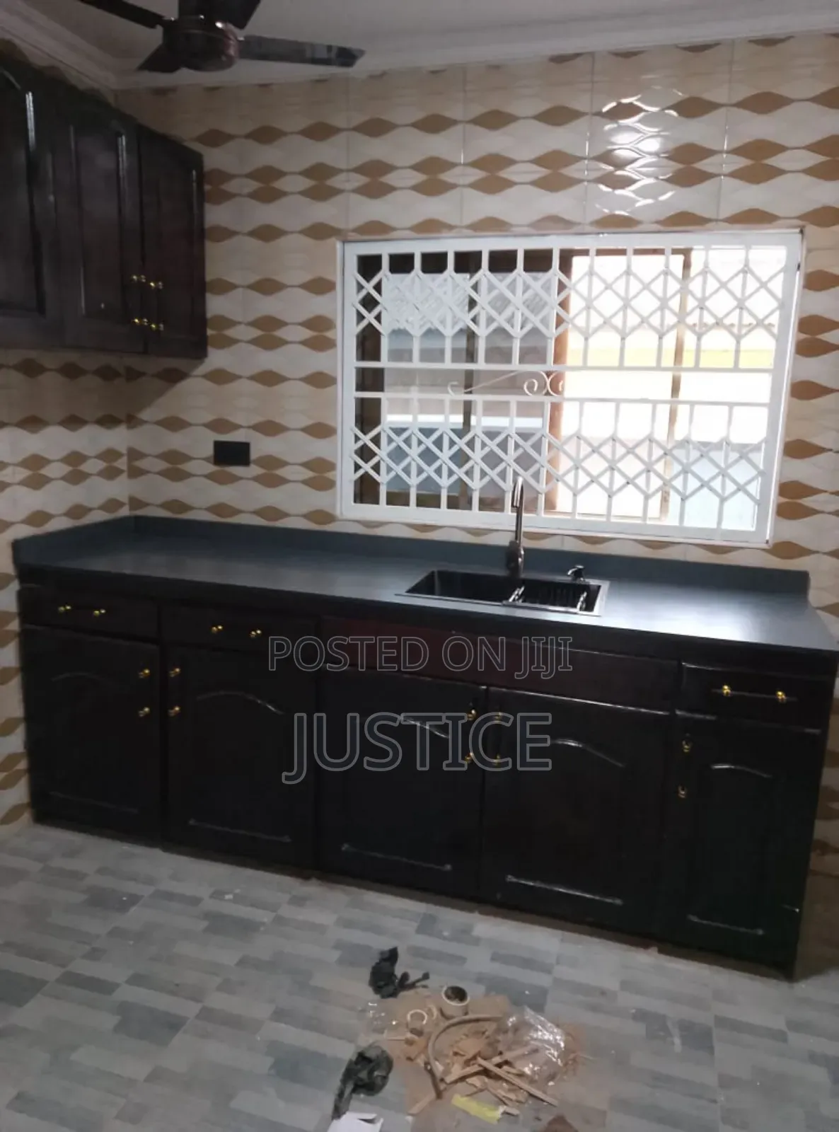 3bdrm House in Teshie for rent