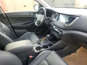 Hyundai Tucson 2017 Brown